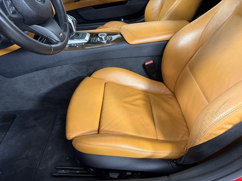 Used 2011 BMW Z4 sDrive35is w/ Premium Pkg RWD image 22