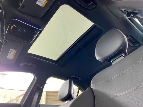 New 2025 Mercedes-Benz C 300 4MATIC Sedan image 14