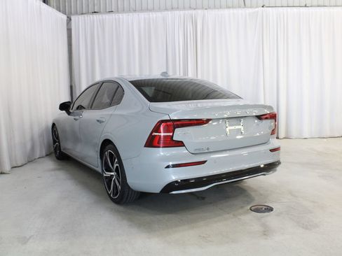Used 2024 Volvo S60 B5 Plus FWD image 23