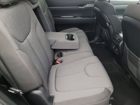 Used 2022 Hyundai Palisade SE image 19