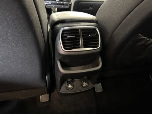 Used 2020 Hyundai Santa Fe SEL FWD image 25