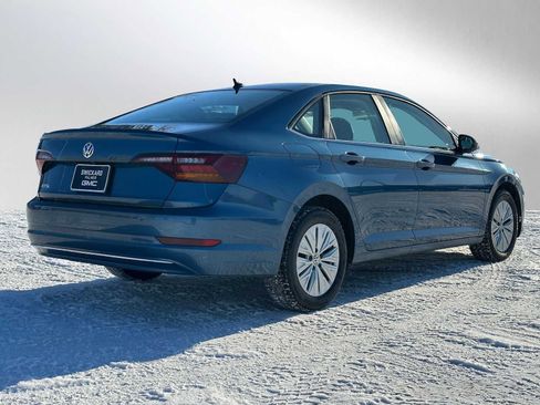 Used 2019 Volkswagen Jetta S image 3
