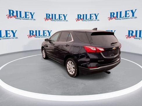 Used 2020 Chevrolet Equinox LT w/ Driver Convenience Package image 6