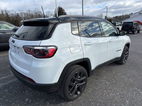 New 2026 Jeep Compass Limited image 3