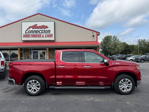 Used 2024 Chevrolet Silverado 1500 LTZ AWD/4WD image 3