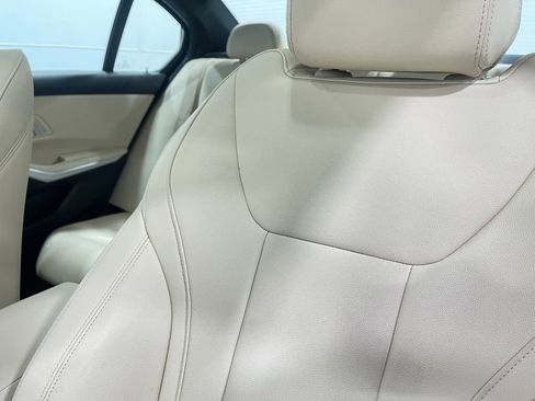 Used 2020 BMW 330i 330i w/ Convenience Package image 17