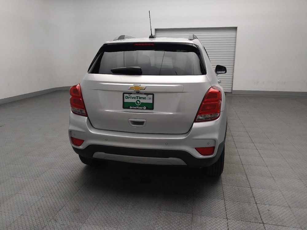 Used 2017 Chevrolet Trax LT w/ Sun & Sound Package AWD/4WD image 7