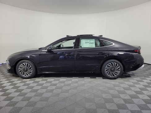 New 2026 Hyundai Sonata Limited FWD image 39