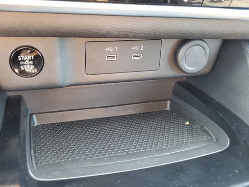 Used 2024 Nissan Rogue SV image 26