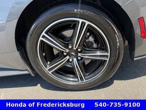 Used 2025 Ford Mustang Premium RWD image 12