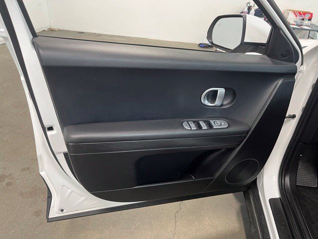 Used 2024 Hyundai Ioniq 5 SEL RWD image 25
