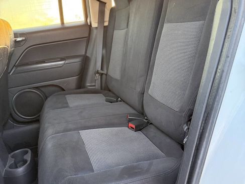 Used 2014 Jeep Patriot Latitude w/ Sun/Sound Group image 12