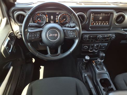Used 2020 Jeep Wrangler Unlimited Sport AWD/4WD image 16