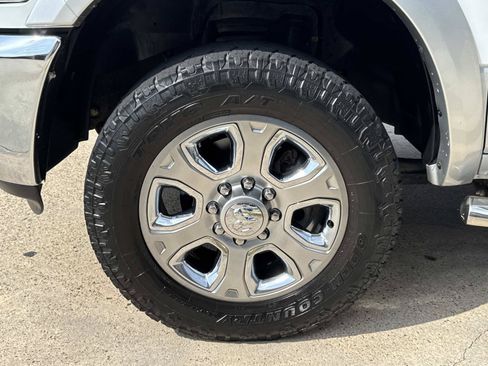 Used 2018 RAM 2500 Laramie w/ Convenience Group AWD/4WD image 4