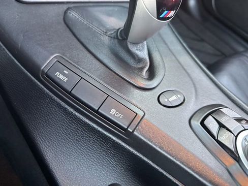 Used 2013 BMW M3 Convertible RWD image 39