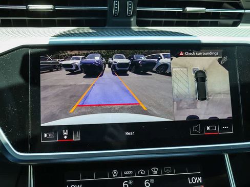 Used 2022 Audi RS 6 w/ Carbon Optic Package AWD/4WD image 22