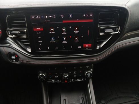 Used 2022 Dodge Durango R/T image 8
