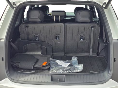 Used 2027 Kia Telluride EX w/ Towing Package FWD image 11
