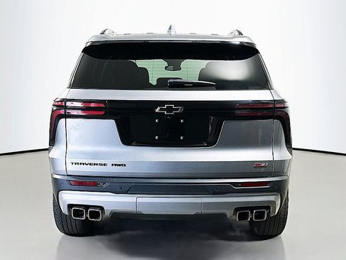 Used 2024 Chevrolet Traverse Z71 AWD/4WD image 6