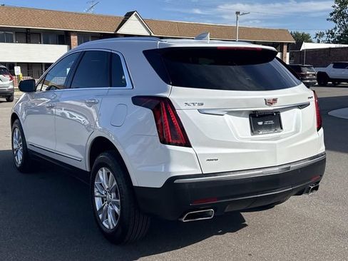 Certified 2024 Cadillac XT5 Luxury w/ LPO, Floor Liner Package AWD/4WD image 8