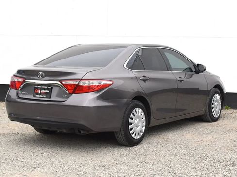 Used 2016 Toyota Camry LE FWD image 24
