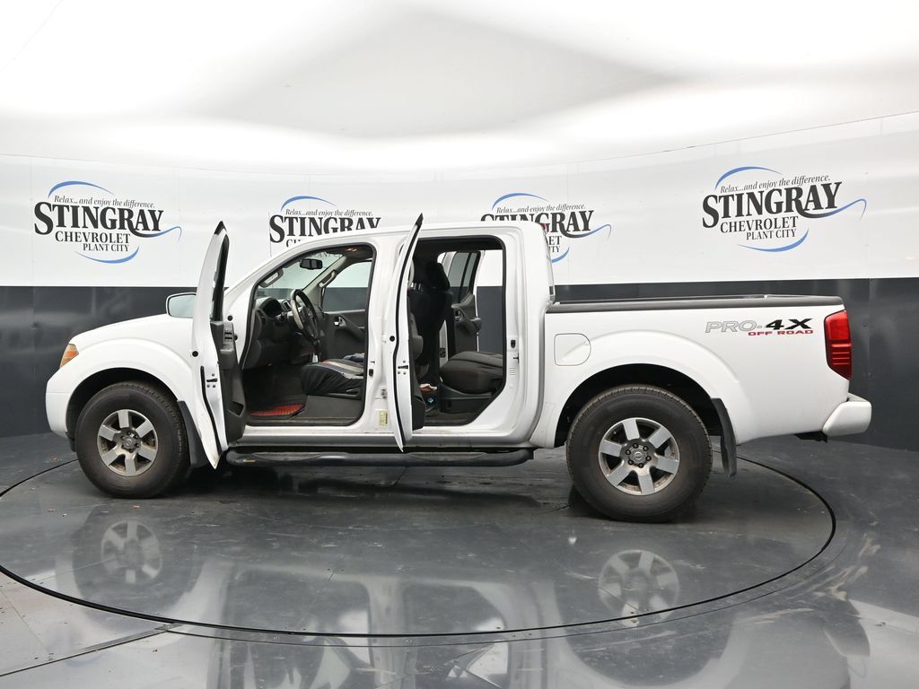 Used 2012 Nissan Frontier PRO-4X AWD/4WD image 37