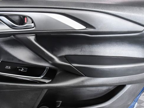 Used 2023 MAZDA CX-9 Touring image 26