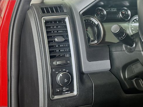 Used 2018 RAM 1500 Big Horn image 16