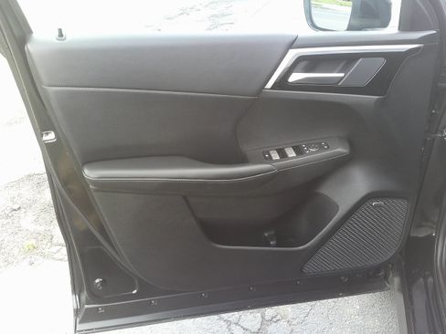 Used 2025 Mitsubishi Outlander SE AWD/4WD image 19