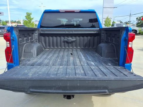 Used 2023 Chevrolet Silverado 1500 Custom Trail Boss w/ LPO, Dark Essentials Package AWD/4WD image 12