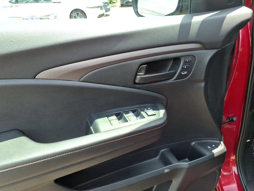 Used 2023 Honda Passport TrailSport image 18