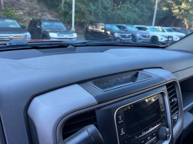 Used 2014 RAM 1500 Express RWD image 23