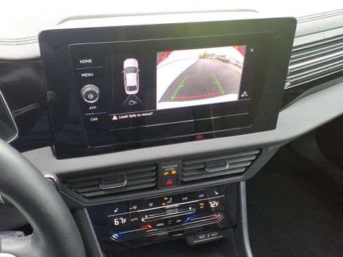 Used 2025 Volkswagen Jetta Sport FWD image 20