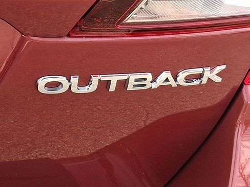 Used 2018 Subaru Outback 2.5i Limited image 34