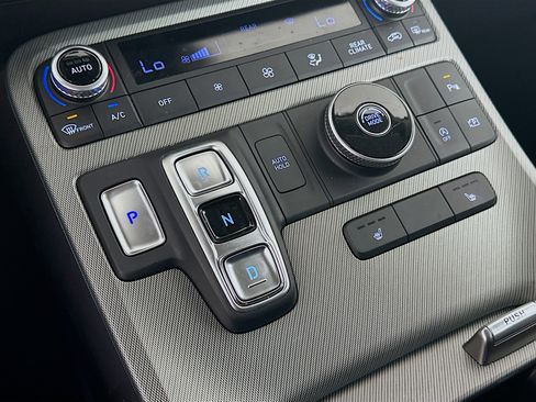 Used 2025 Hyundai Palisade SEL image 25