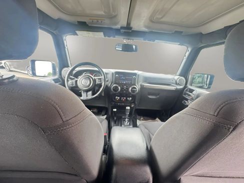 Used 2016 Jeep Wrangler Unlimited Sport w/ Quick Order Package 24S AWD/4WD image 15