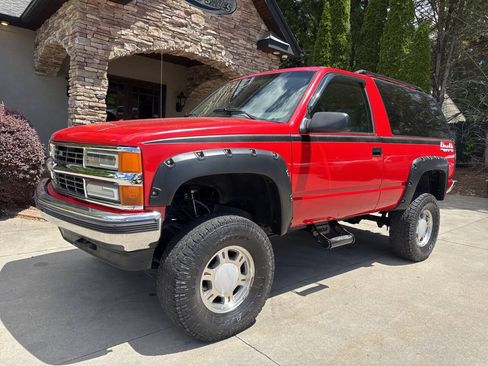 Used 1992 Chevrolet Blazer 4WD image 2