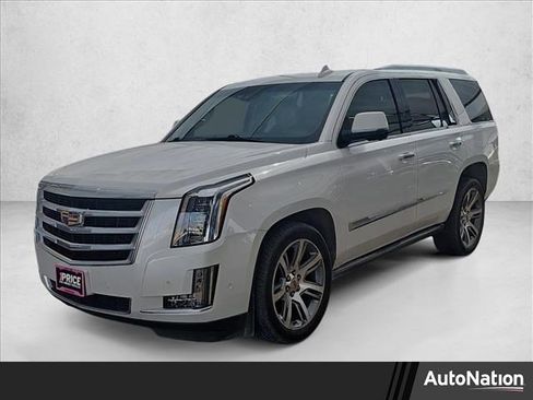 Used 2019 Cadillac Escalade Premium Luxury image 1
