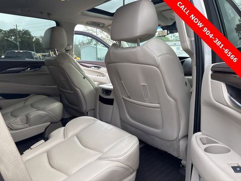 Used 2017 Cadillac Escalade Luxury image 22