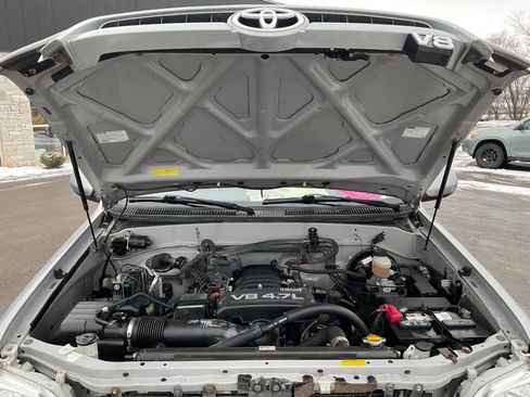 Used 2007 Toyota Sequoia SR5 image 35