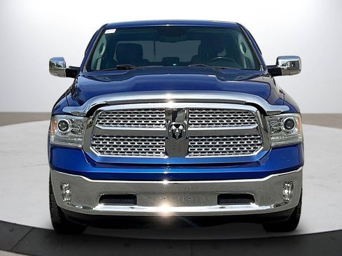 Used 2017 RAM 1500 Laramie AWD/4WD image 3