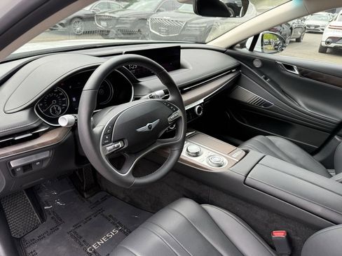 Used 2024 Genesis G80 image 12