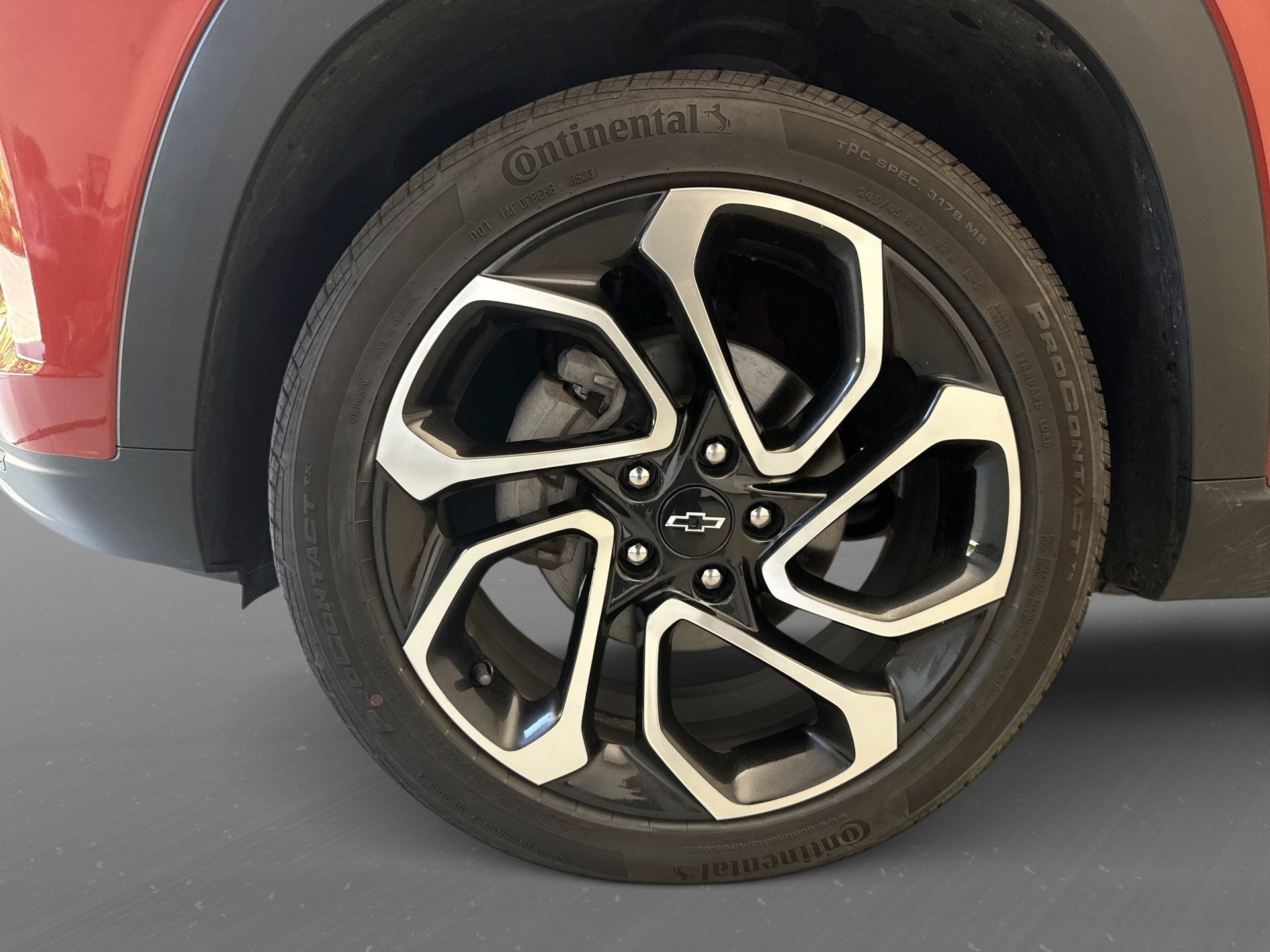 Used 2024 Chevrolet Trax RS w/ Driver Confidence Package FWD image 20