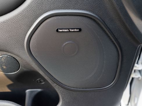 Used 2025 Dodge Durango R/T AWD/4WD image 16