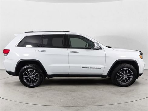 Used 2018 Jeep Grand Cherokee Limited image 6
