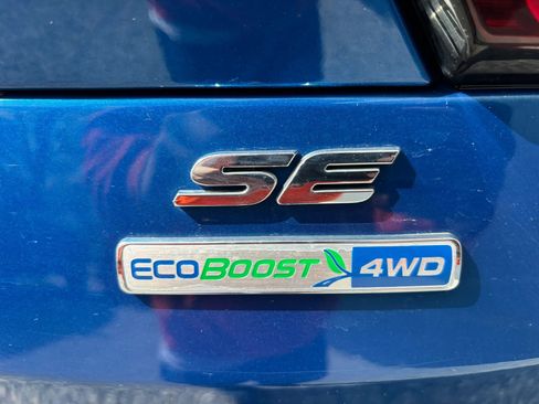 Used 2019 Ford Escape SE image 14