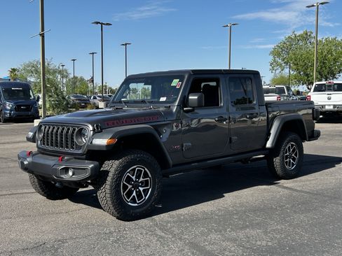 New 2025 Jeep Gladiator Rubicon w/ Convenience Group image 2