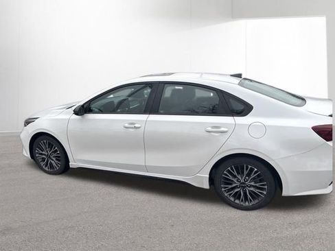 Used 2022 Kia Forte GT-Line w/ GT-Line Premium Package image 1