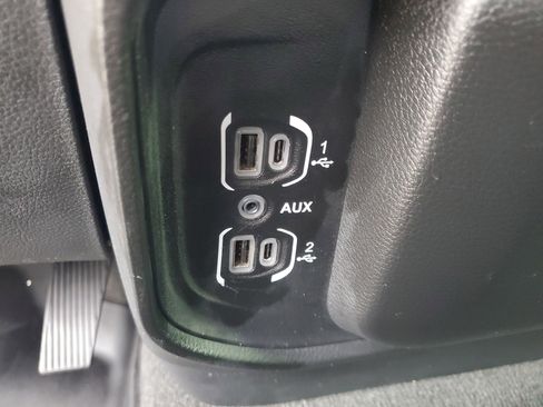 Used 2021 RAM 1500 Big Horn image 27