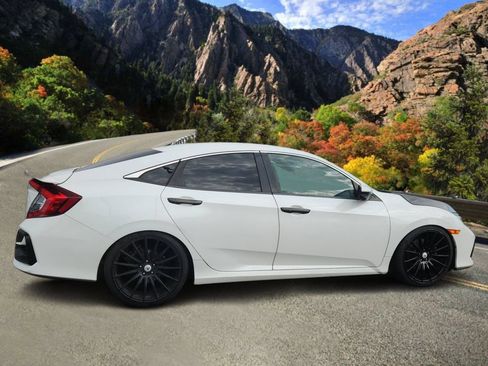 Used 2020 Honda Civic Si image 2